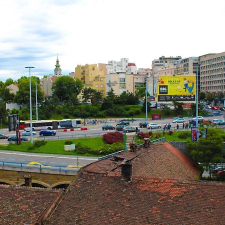 Comfortable Apartment In City Hub Belgrade Exterior photo