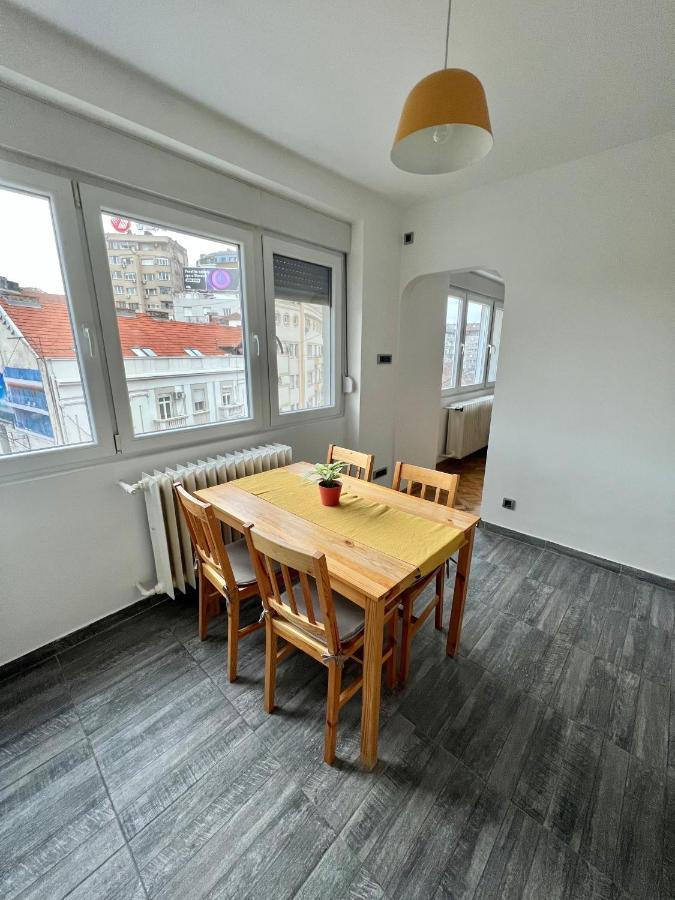 Comfortable Apartment In City Hub Belgrade Exterior photo