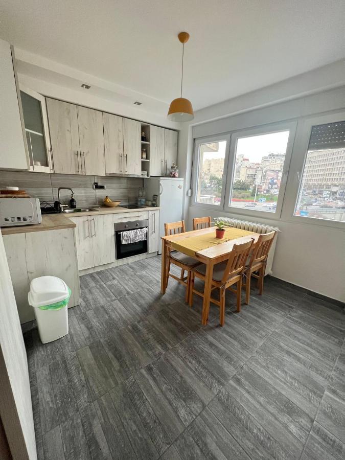 Comfortable Apartment In City Hub Belgrade Exterior photo
